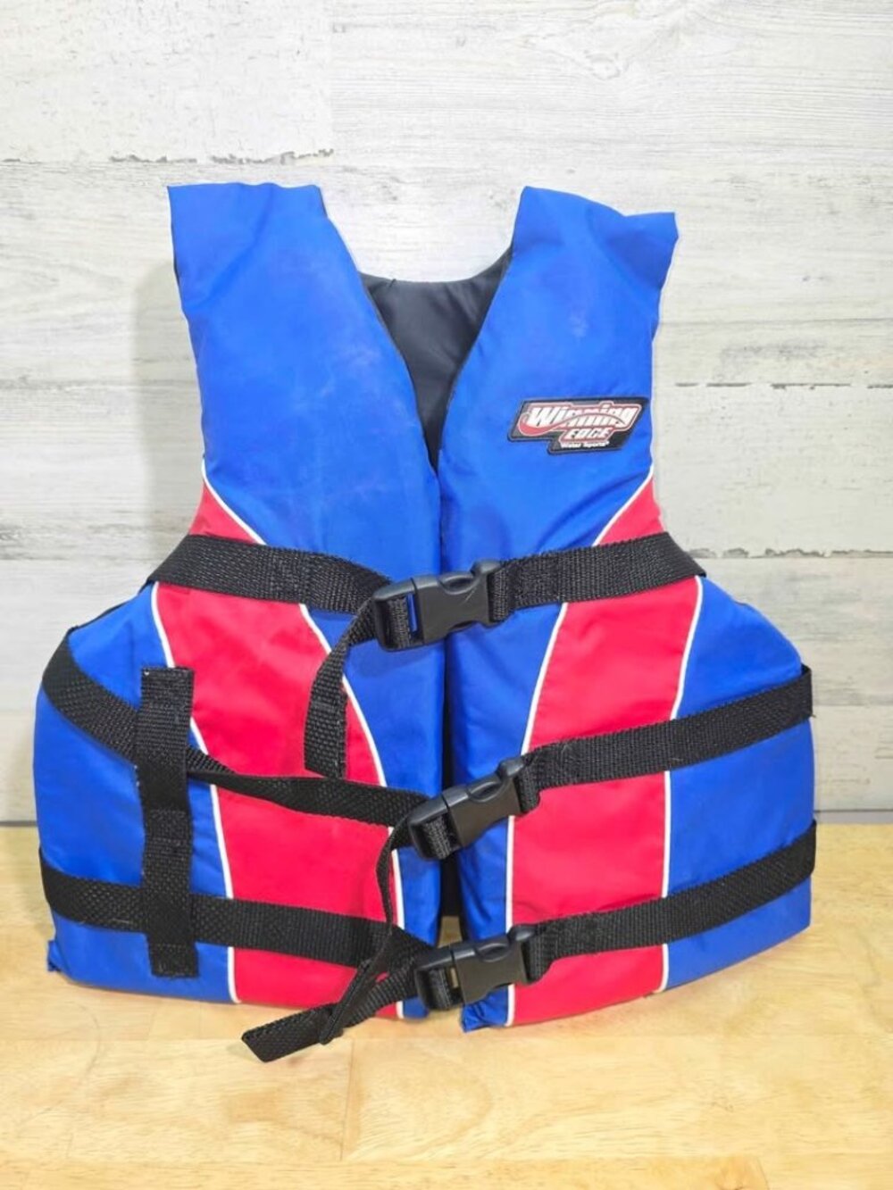 Winning Edge Youth Type III PFD Life Jacket Vest Blue/Re Model 1701-Y 50-90lb E1